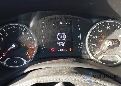 2017 Jeep Renegade Latitude Fwd z USA, uszkodzony, nr VIN ZACCJABB7HPF52082